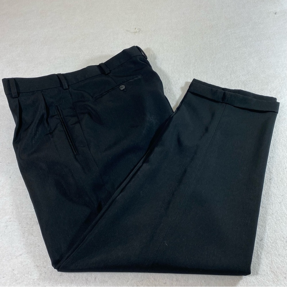 New Step Black pleated Slacks 34-30 Men’s Dress Pants Cuffed